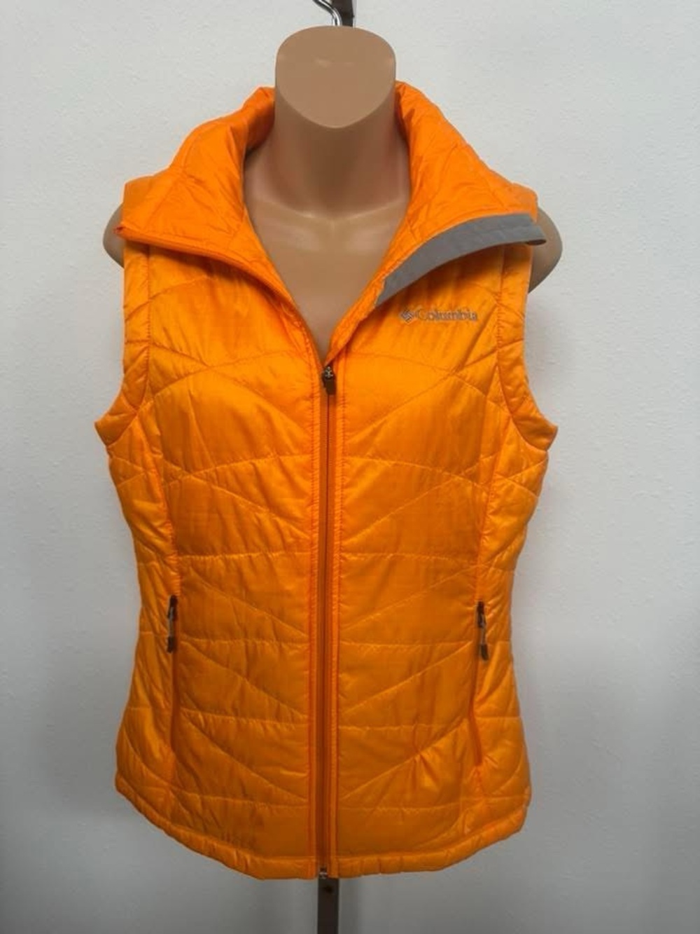 Columbia size S